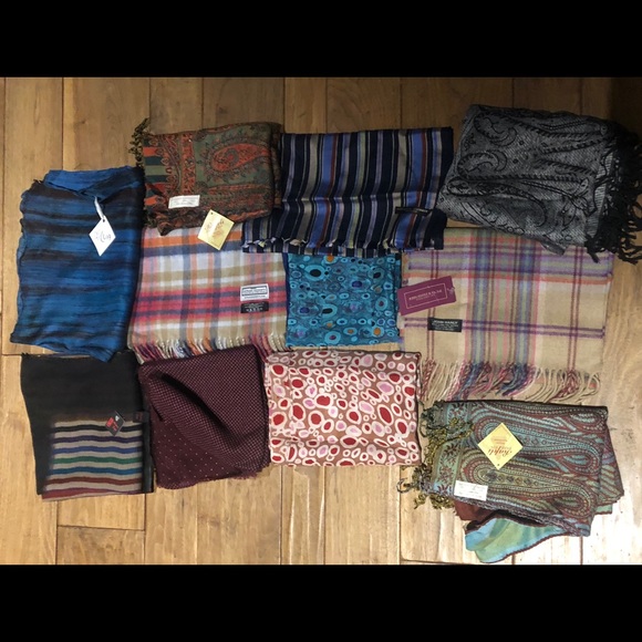 Scarf package deal! - Picture 1 of 8